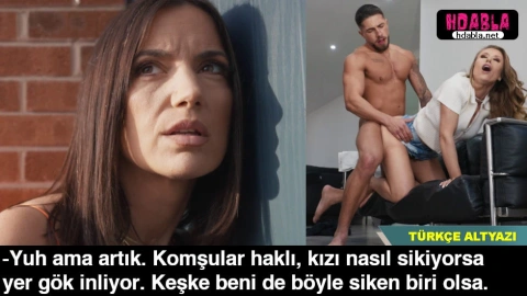 Eve kız atıp siken kiracısını şikayet var diye uyarmaya gitti